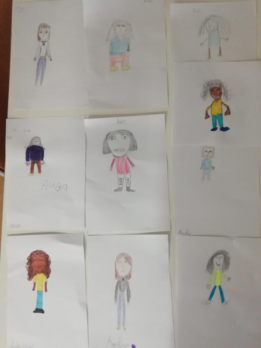 Monday assistant : our drawings – Let's learn English together